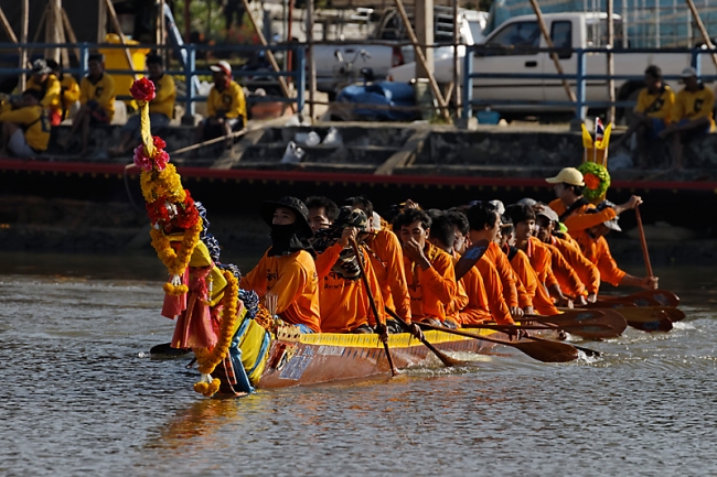 Phimai boat races-034